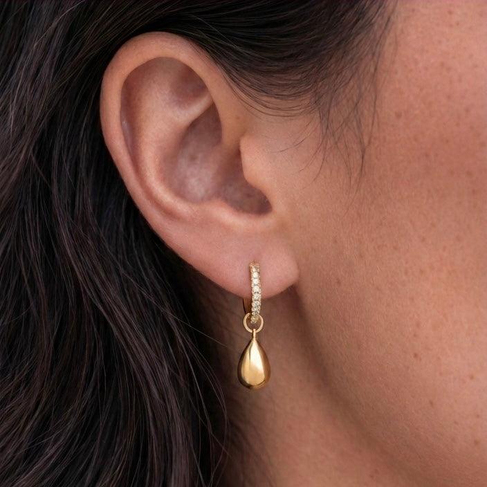 Shimmer Tear Earrings - EVRYJEWELS
