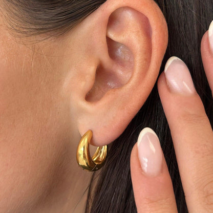 Teardrop Small Curve Hoop Earrings - EVRYJEWELS